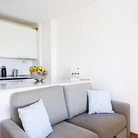 Апартаменти Classbnb - Seafront Studio With Beach View In The Center Of Los Cristianos Лос-Крістіанос Екстер'єр фото