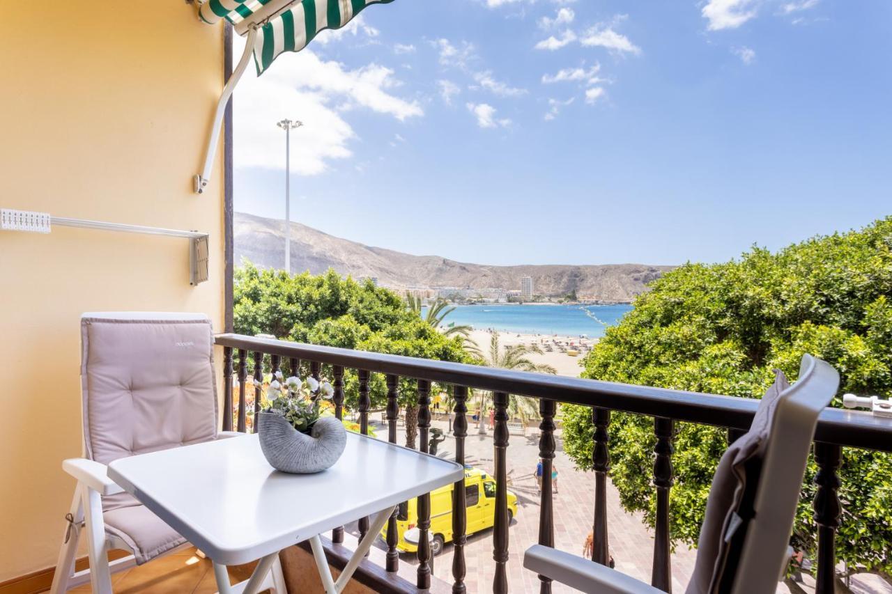 Апартаменти Classbnb - Seafront Studio With Beach View In The Center Of Los Cristianos Лос-Крістіанос Екстер'єр фото